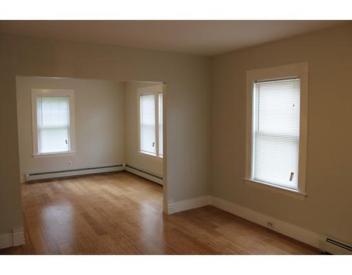 275 Hamilton St, Worcester, MA 01604 photo 11