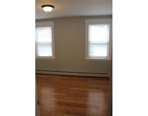 275 Hamilton St, Worcester, MA 01604 photo 14