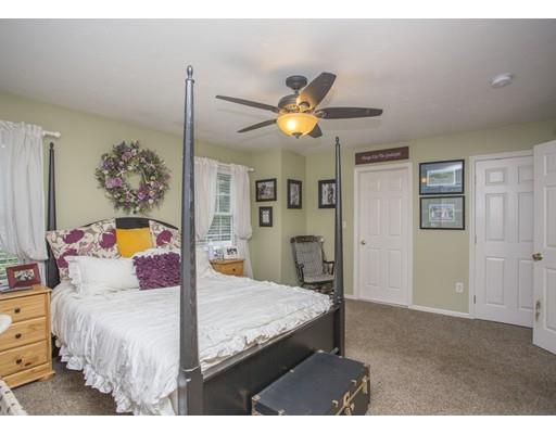24 Pine St, Halifax, MA 02338 photo 9