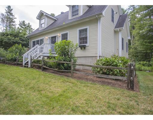24 Pine St, Halifax, MA 02338 photo 1