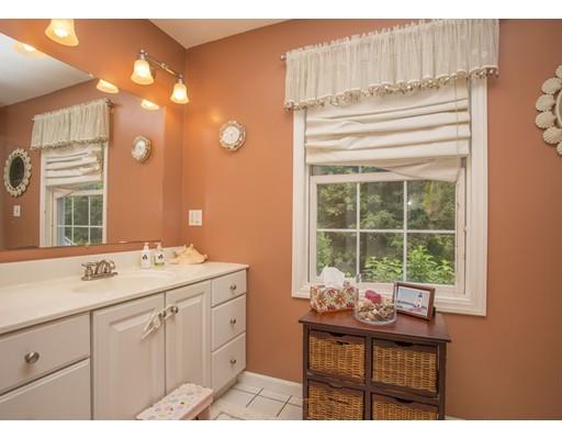 24 Pine St, Halifax, MA 02338 photo 12