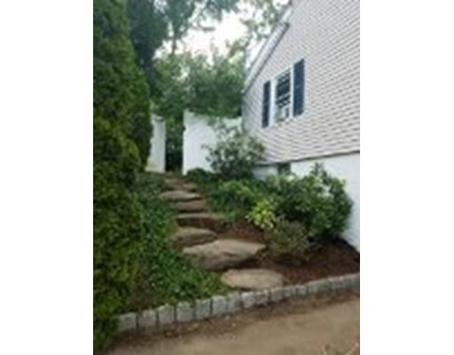 16 Pine Tree Dr, Worcester, MA 01609 photo 3