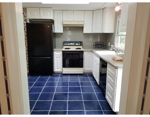 16 Pine Tree Dr, Worcester, MA 01609 photo 12