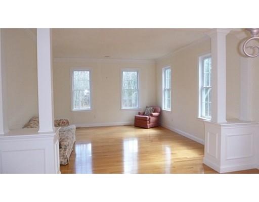 8 Nelson Ct, Mendon, MA 01756 photo 16