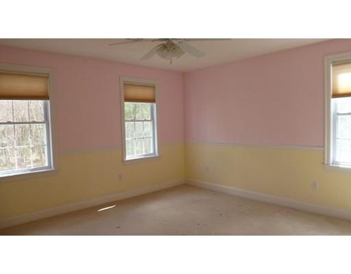 8 Nelson Ct, Mendon, MA 01756 photo 23