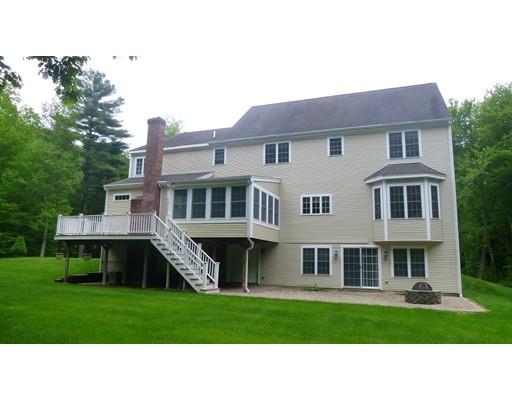 8 Nelson Ct, Mendon, MA 01756 photo 3