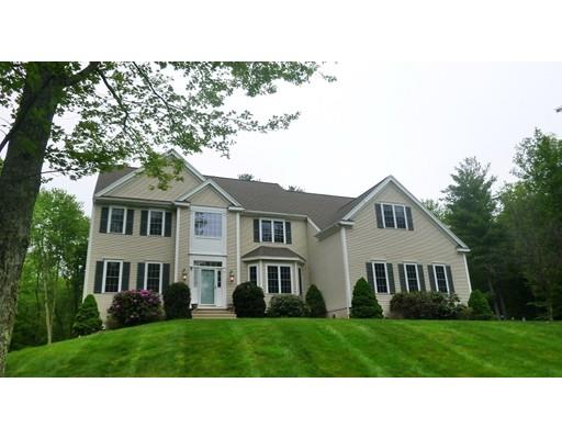 8 Nelson Ct, Mendon, MA 01756 photo 2