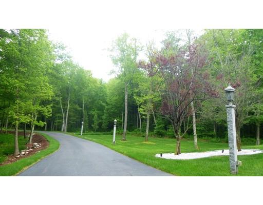 8 Nelson Ct, Mendon, MA 01756 photo 5