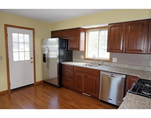 4 Duda Dr, Easthampton, MA 01027 photo 10