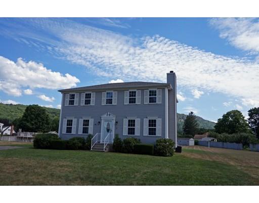 4 Duda Dr, Easthampton, MA 01027 photo 2