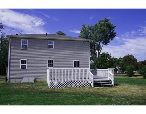 4 Duda Dr, Easthampton, MA 01027 photo 3