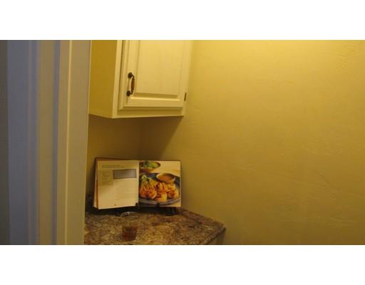 24 Norfolk, Springfield, MA 01109 photo 9