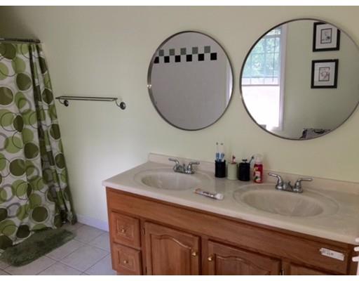1479 Main St, Worcester, MA 01603 photo 14