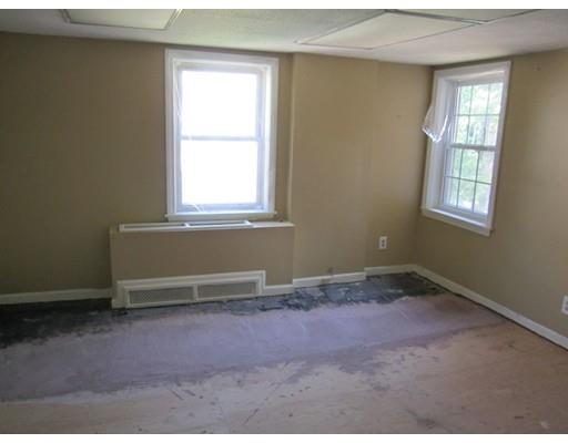 38 School St, Springfield, MA 01105 photo 9