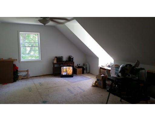 3 Circle Dr, Derry, NH 03038 photo 17