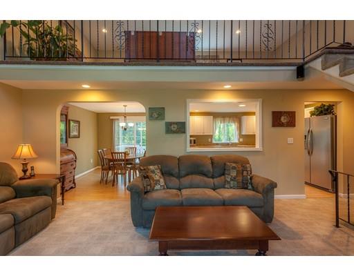 76 Scott Dr E, Raynham, MA 02767 photo 2