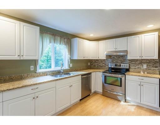 76 Scott Dr E, Raynham, MA 02767 photo 5