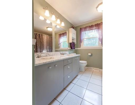 76 Scott Dr E, Raynham, MA 02767 photo 11