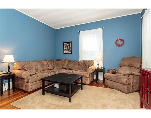 17 Spring St, Reading, MA 01867 photo 7