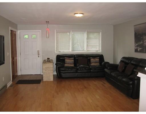 76 Cornflower Dr, West Springfield, MA 01089 photo 4