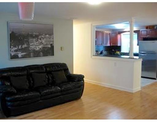 76 Cornflower Dr, West Springfield, MA 01089 photo 8