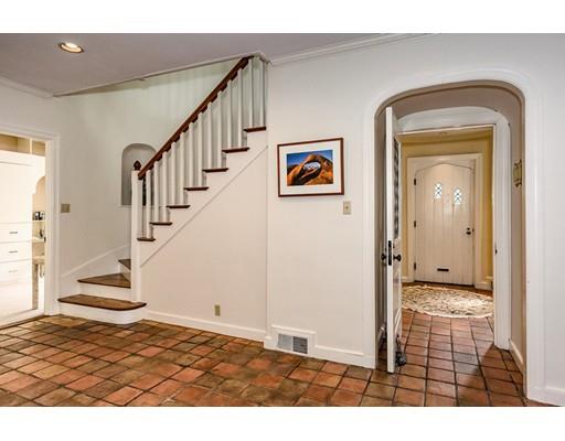 352 Kent St, Brookline, MA 02446 photo 4