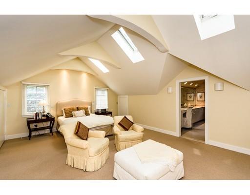 352 Kent St, Brookline, MA 02446 photo 19
