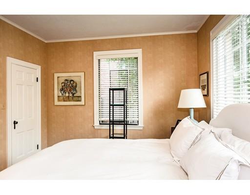 352 Kent St, Brookline, MA 02446 photo 14
