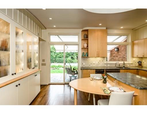 352 Kent St, Brookline, MA 02446 photo 12
