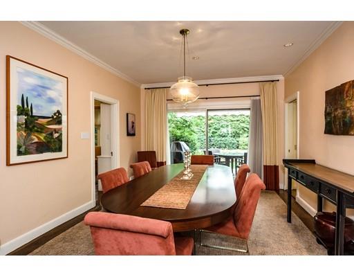352 Kent St, Brookline, MA 02446 photo 9