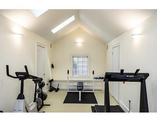 352 Kent St, Brookline, MA 02446 photo 23