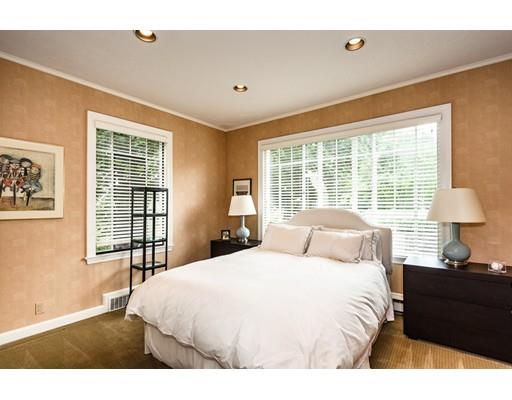 352 Kent St, Brookline, MA 02446 photo 13