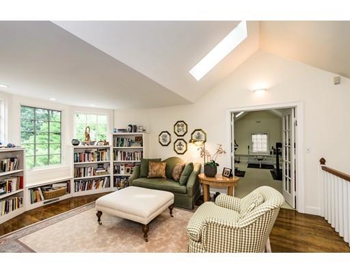 352 Kent St, Brookline, MA 02446 photo 18