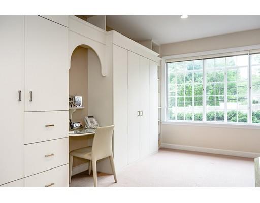 352 Kent St, Brookline, MA 02446 photo 15