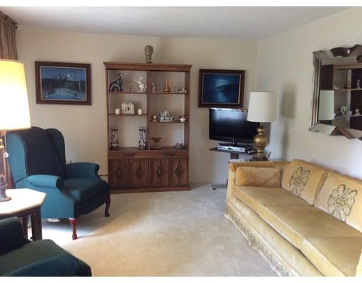 49 Yamaska Rd, Springfield, MA 01118 photo 10