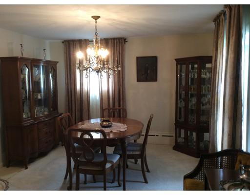 49 Yamaska Rd, Springfield, MA 01118 photo 9
