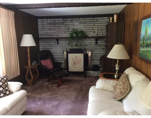 49 Yamaska Rd, Springfield, MA 01118 photo 2