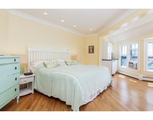 10 Cliff St, Marblehead, MA 01945 photo 14