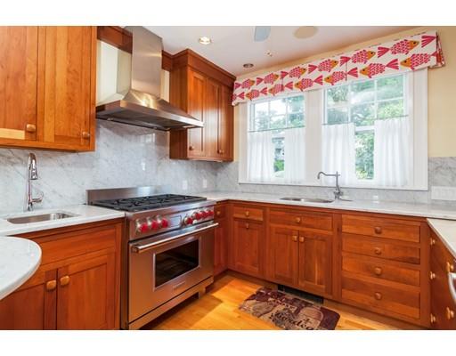 10 Cliff St, Marblehead, MA 01945 photo 9