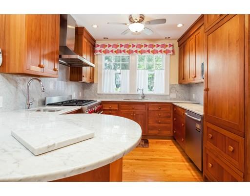 10 Cliff St, Marblehead, MA 01945 photo 10