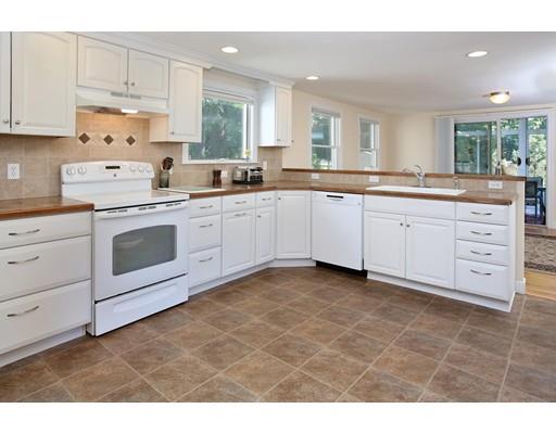 228 Valley Rd, Needham, MA 02492 photo 4