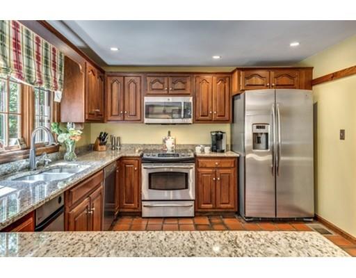 16 Buckskin Dr, Reading, MA 01867 photo 14