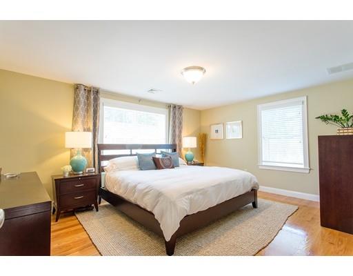 62 Jarvis Cir, Needham, MA 02492 photo 12