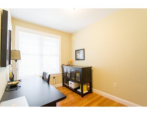 62 Jarvis Cir, Needham, MA 02492 photo 9