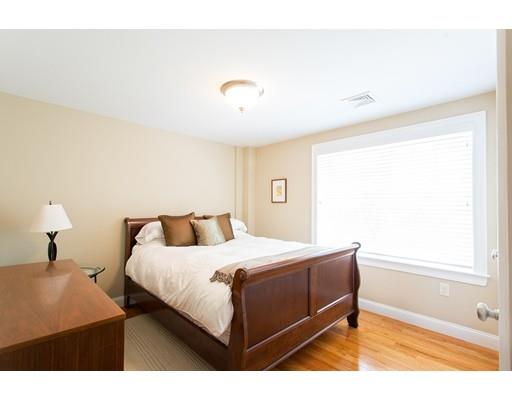 62 Jarvis Cir, Needham, MA 02492 photo 16