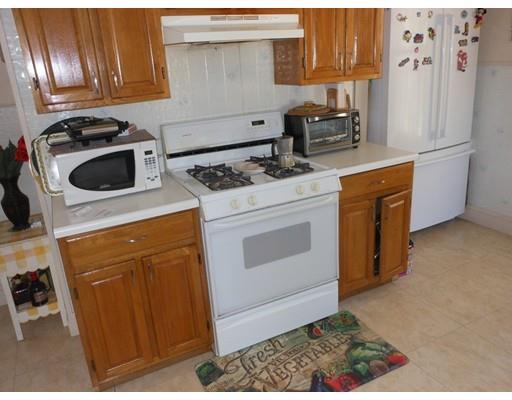 9 Emerald St, Wakefield, MA 01880 photo 8