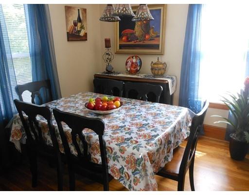 9 Emerald St, Wakefield, MA 01880 photo 6