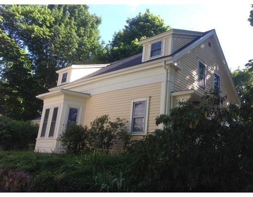 42 Salem St, Reading, MA 01867 photo 4