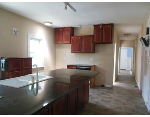 24 Locust Ave, Worcester, MA 01604 photo 3