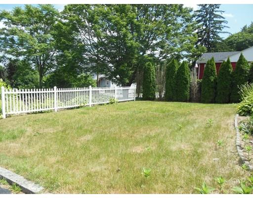 24 Locust Ave, Worcester, MA 01604 photo 12